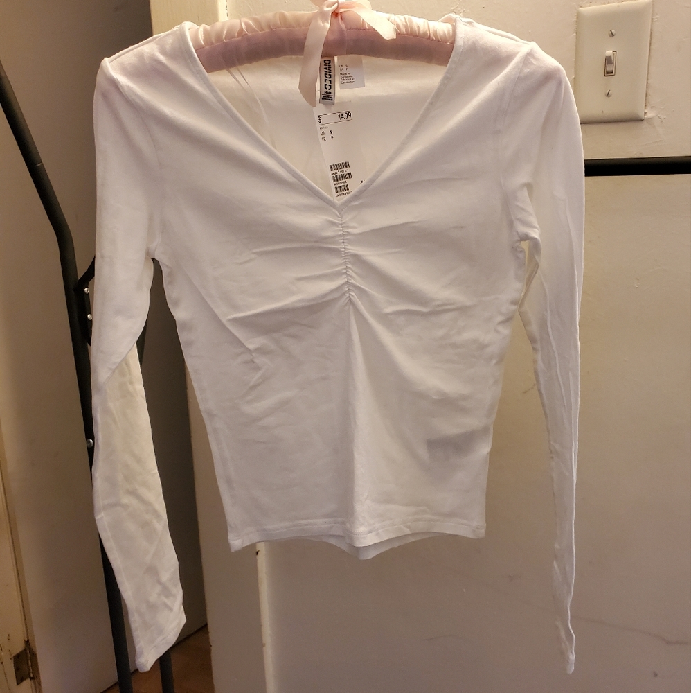H&M white long sleeve top new
